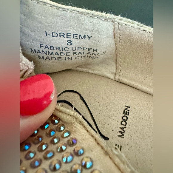 STEVE MADDEN RHINESTONE vintage satin slippers.  Size 8 - Picture 8 of 9